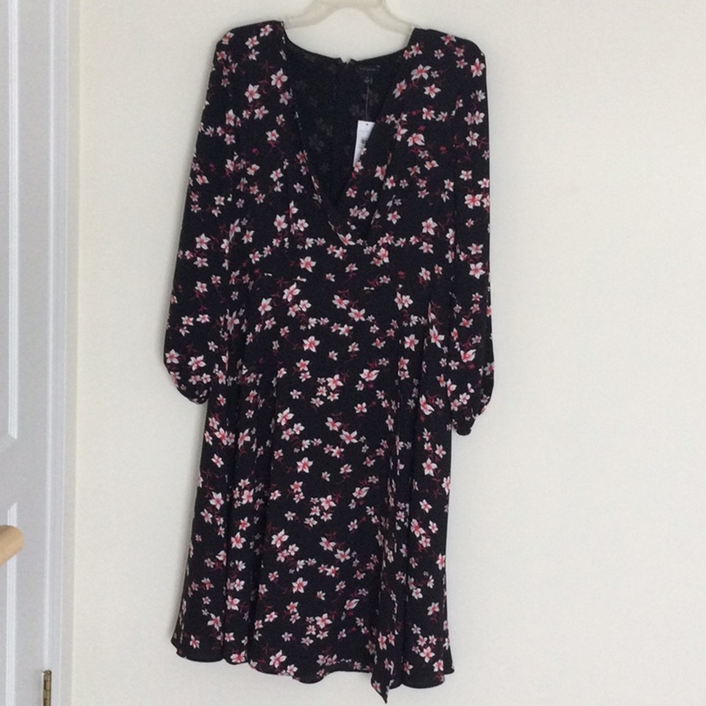 NWT Ann Taylor  floral wrap dress, size 10